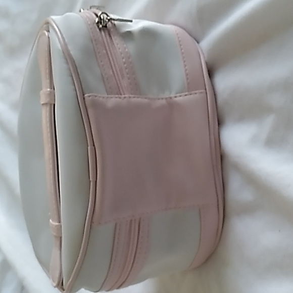 Lancome white and pink Cosmetic Bag - Picture 5 of 13